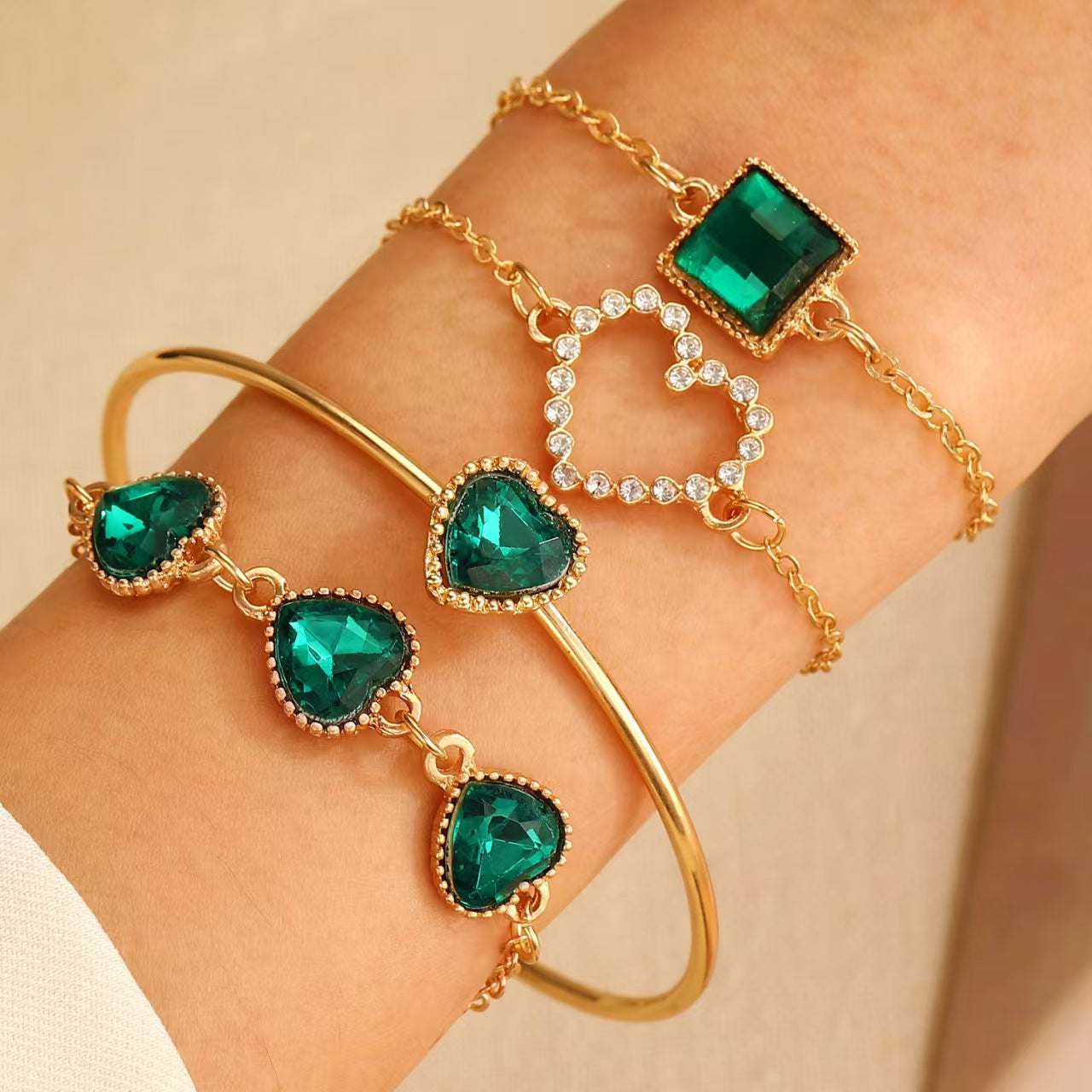 Amazons New Bracelet Set